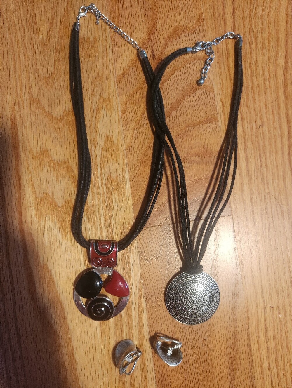 Bundle Of Black/Silver and Red Pendant Necklaces With Earrings